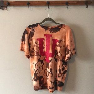 IU t-shirt size medium